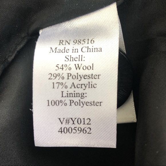 Wool Blend Gray & Black Plaid Poncho … - Picture 6 of 7